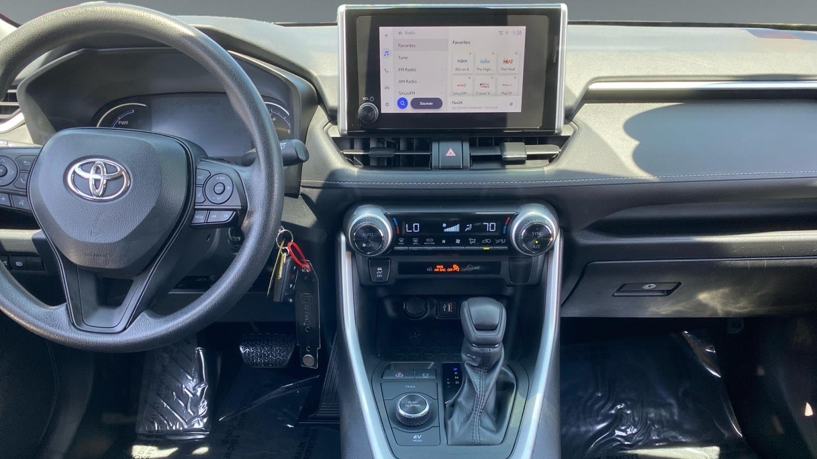 2023 Toyota RAV4 Hybrid LE