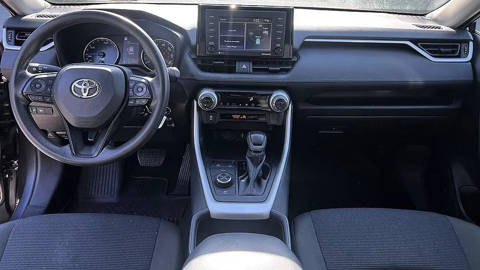 2022 Toyota RAV4 Hybrid LE