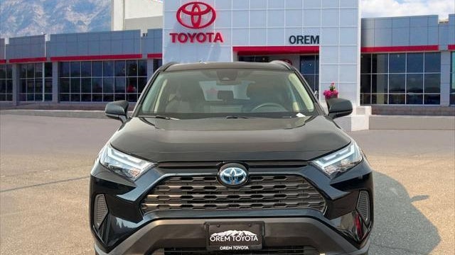 2023 Toyota RAV4 Hybrid LE