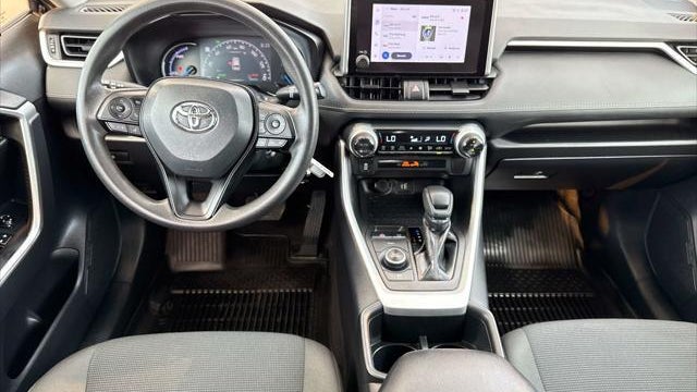 2023 Toyota RAV4 Hybrid LE