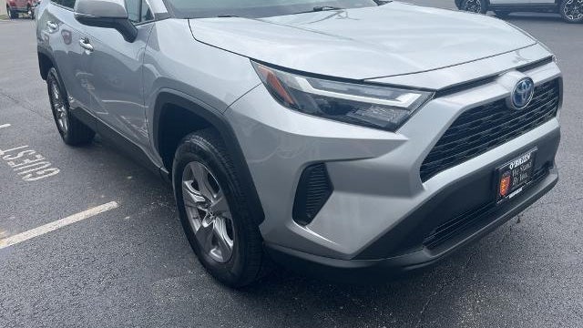2023 Toyota RAV4 Hybrid LE