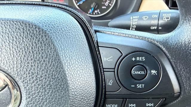 2021 Toyota RAV4 Hybrid LE
