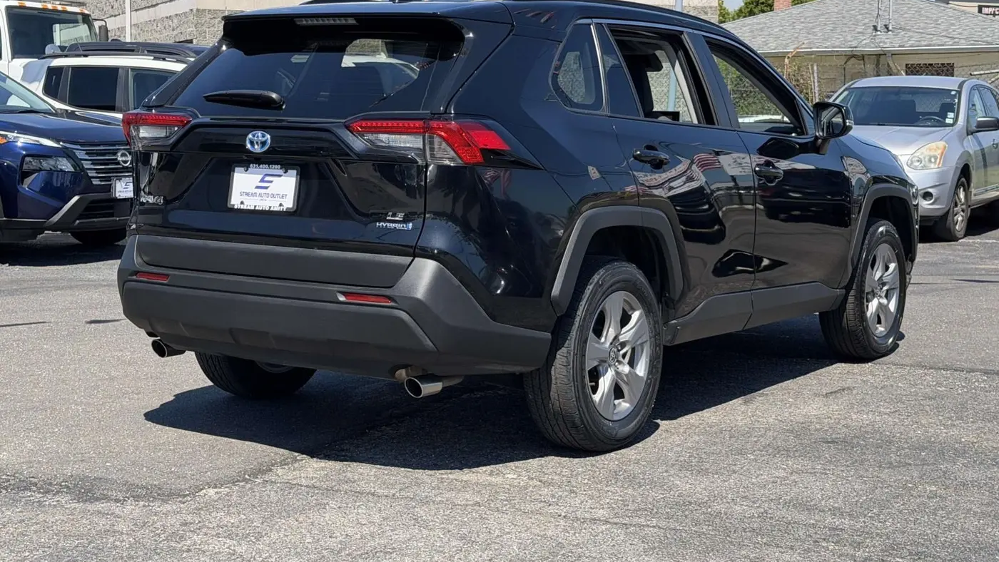2024 Toyota RAV4 Hybrid LE