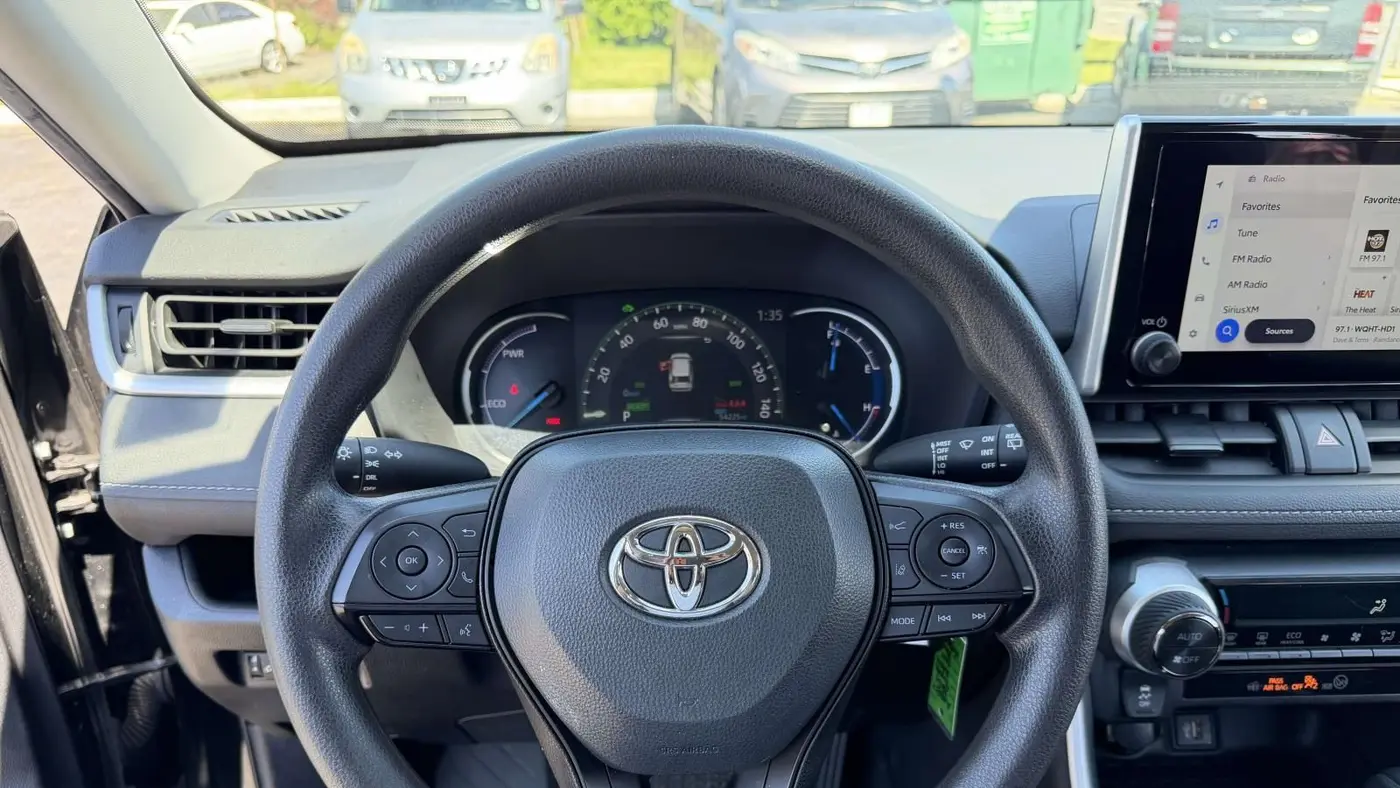 2024 Toyota RAV4 Hybrid LE