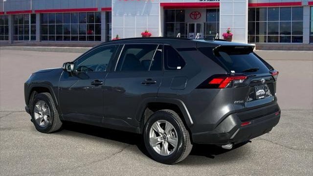 2025 Toyota RAV4 Hybrid LE