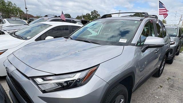2025 Toyota RAV4 Hybrid LE