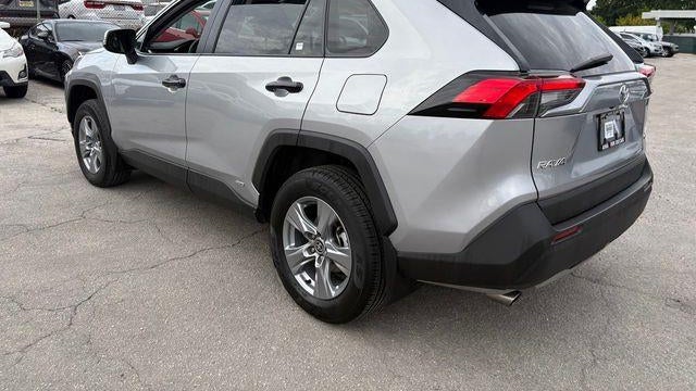 2025 Toyota RAV4 Hybrid LE