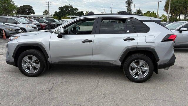 2025 Toyota RAV4 Hybrid LE