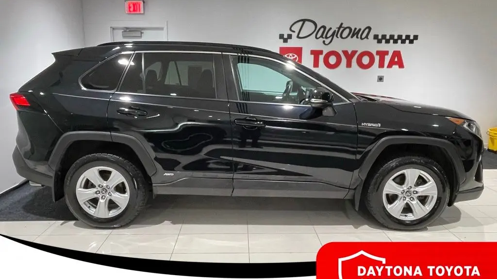 2021 Toyota RAV4 Hybrid XLE