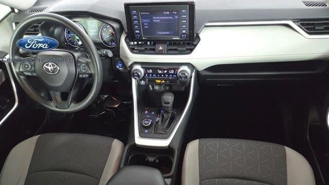 2021 Toyota RAV4 Hybrid XLE