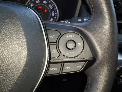 2021 Toyota RAV4 Hybrid AWD XLE 4DR SUV