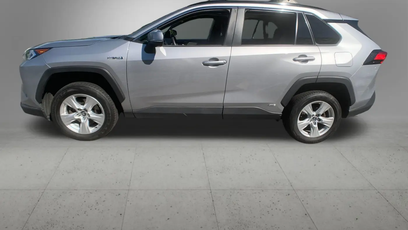 2020 Toyota RAV4 Hybrid XLE