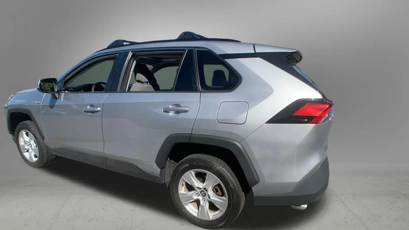 2020 Toyota RAV4 Hybrid XLE