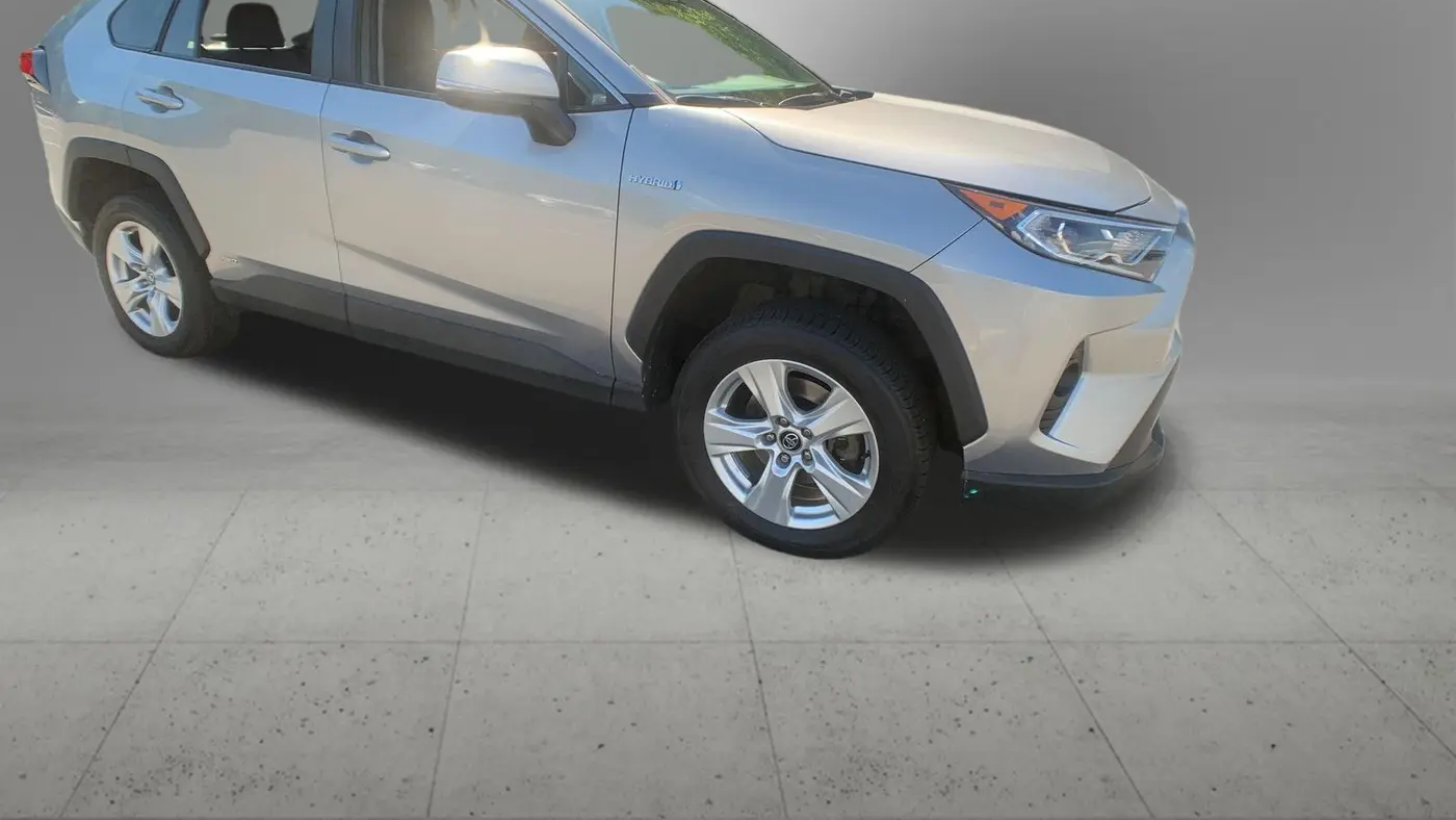 2020 Toyota RAV4 Hybrid XLE