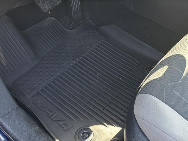 2022 Toyota RAV4 - $27,800