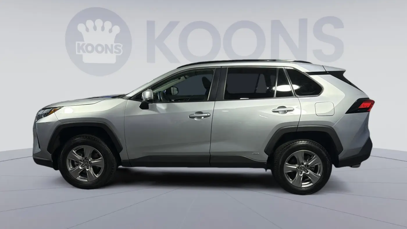 2024 Toyota RAV4 Hybrid XLE