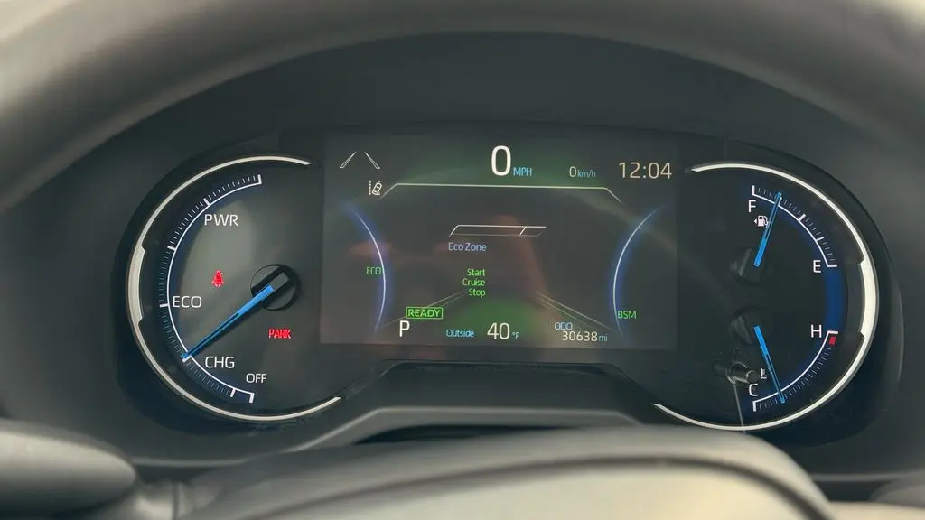 2025 Toyota RAV4 Hybrid XLE