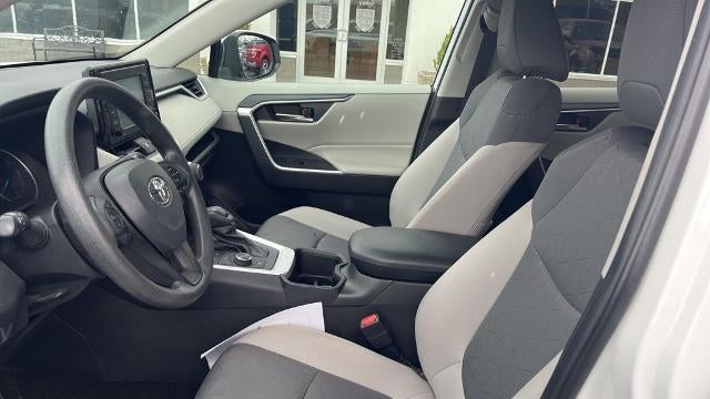 2022 Toyota RAV4 Hybrid XLE
