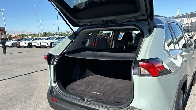 2023 Toyota RAV4 Hybrid XLE