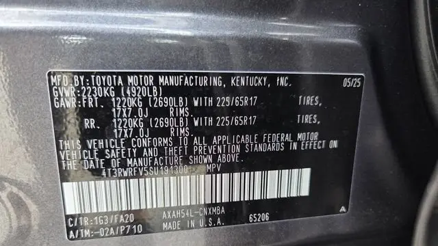 2025 Toyota RAV4 Hybrid XLE