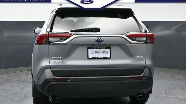 2023 Toyota RAV4 Hybrid XLE