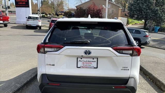 2021 Toyota RAV4 Hybrid XLE