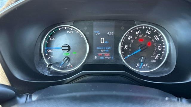 2022 Toyota RAV4 Hybrid XLE