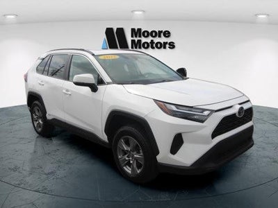2022 Toyota RAV4 Hybrid AWD XLE 4DR SUV