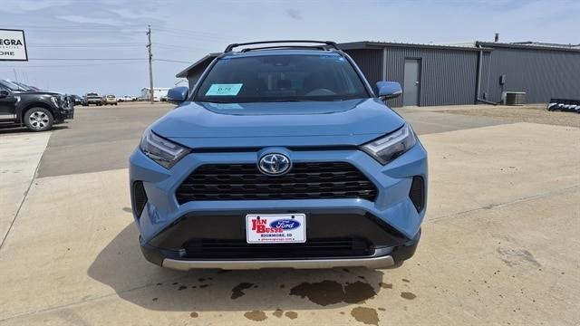 2024 Toyota RAV4 Hybrid SE