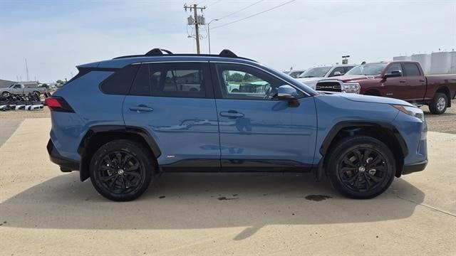 2024 Toyota RAV4 Hybrid SE