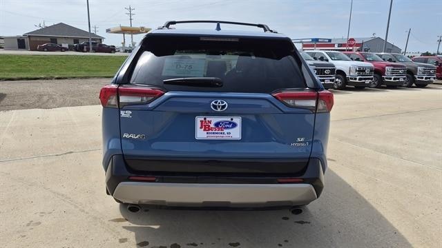 2024 Toyota RAV4 Hybrid SE