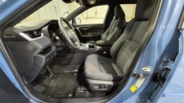 2024 Toyota RAV4 Hybrid SE