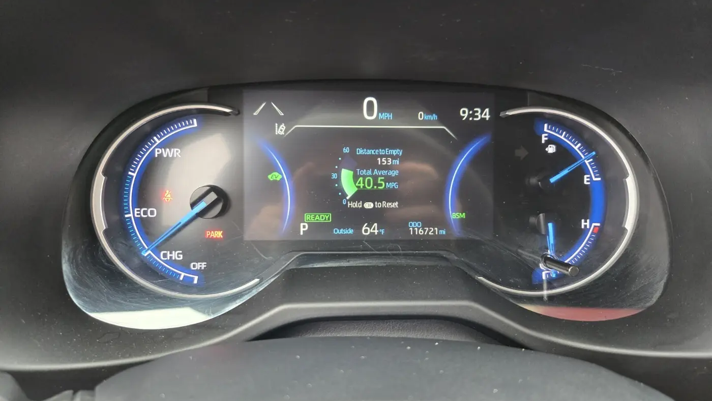 2023 Toyota RAV4 Hybrid SE