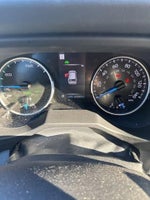 2022 RAV4 Hybrid Thumbnail 19