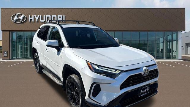 2023 Toyota RAV4 Hybrid SE