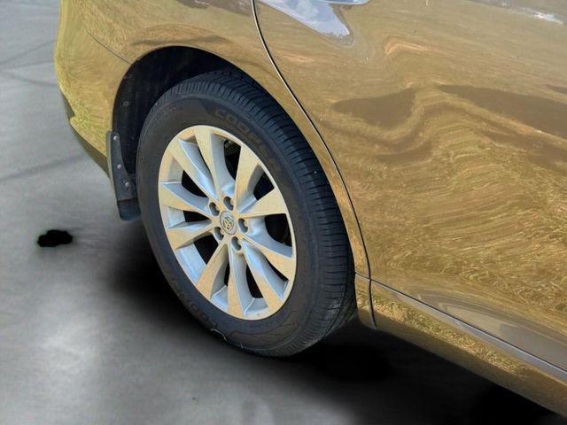 2013 Toyota Venza - $11,995