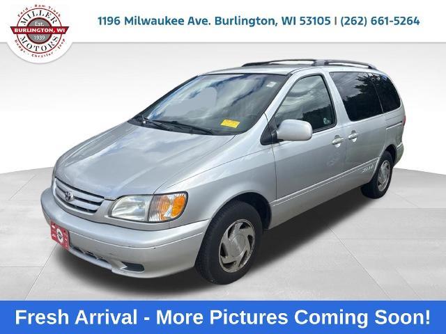 2003 Toyota Sienna - $4,785
