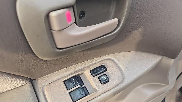 2000 Toyota Sienna LE