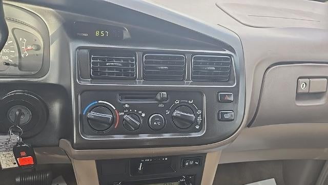 2000 Toyota Sienna LE