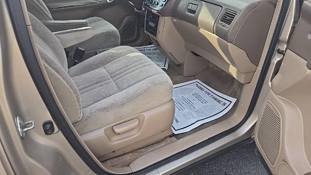 2000 Toyota Sienna LE