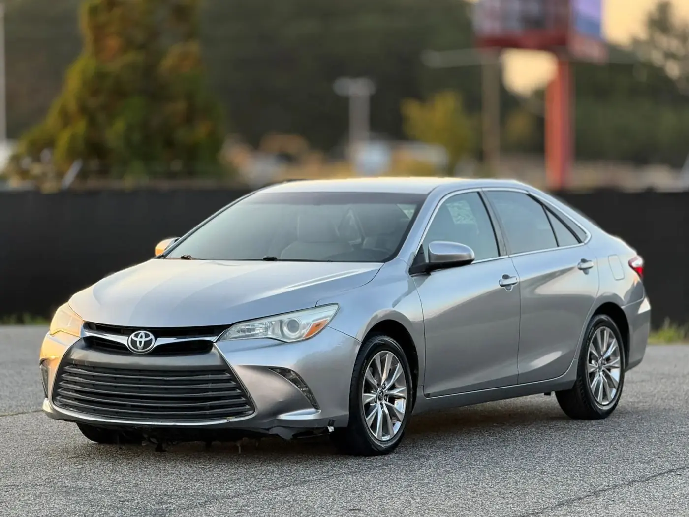 2015 Toyota Camry - $10,950