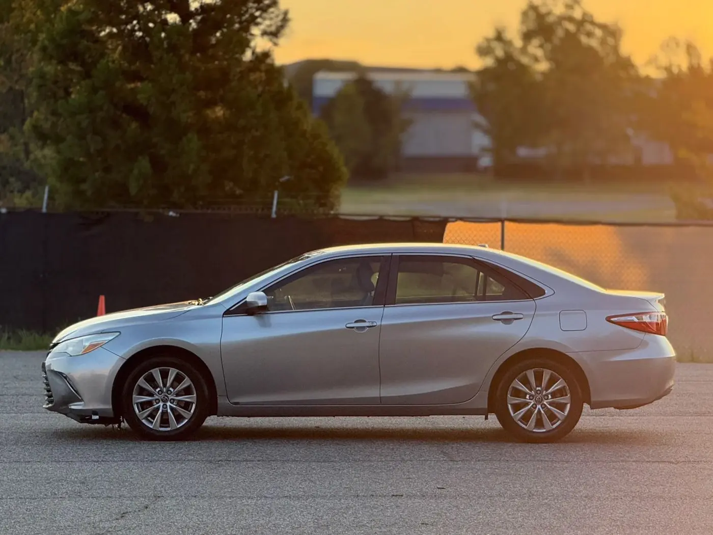 2015 Toyota Camry - $10,950