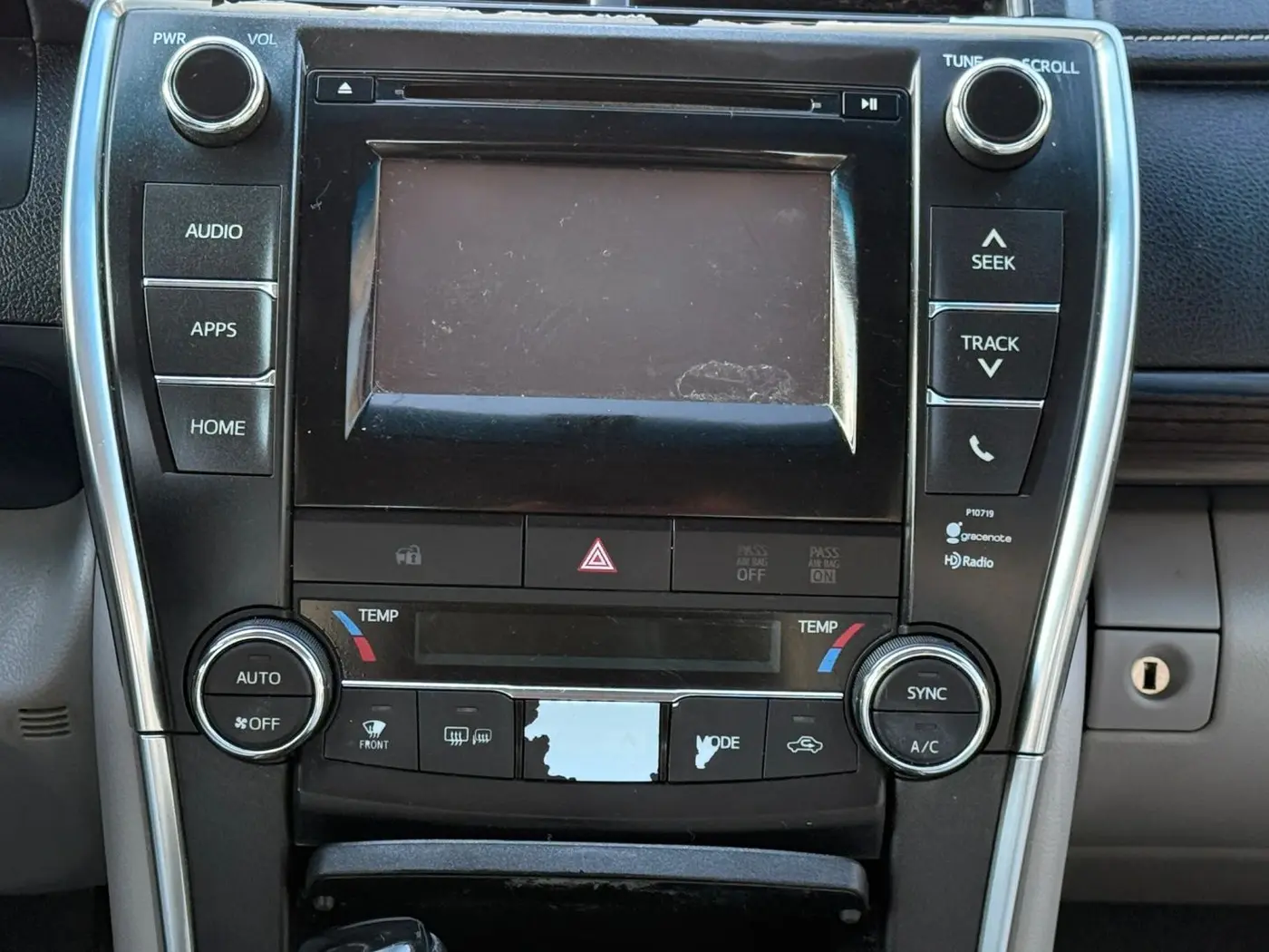 2015 Toyota Camry - $10,950