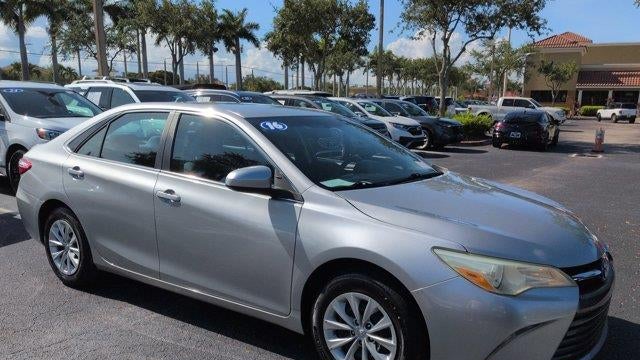2016 Toyota Camry LE