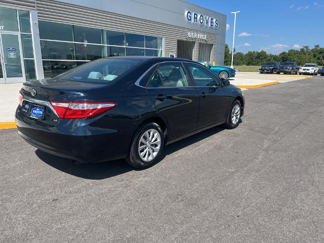 2016 Toyota Camry - $13,399