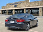 2016 Camry Thumbnail 5