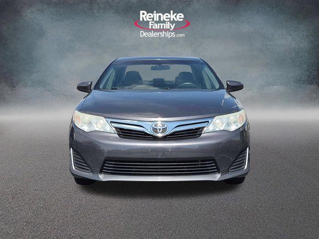 2013 Toyota Camry LE — photo 1 of 12