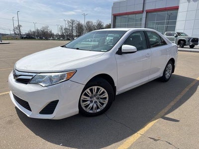 2014 Toyota Camry LE 4DR Sedan