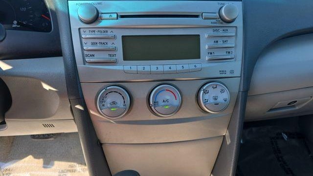 2010 Toyota Camry SE