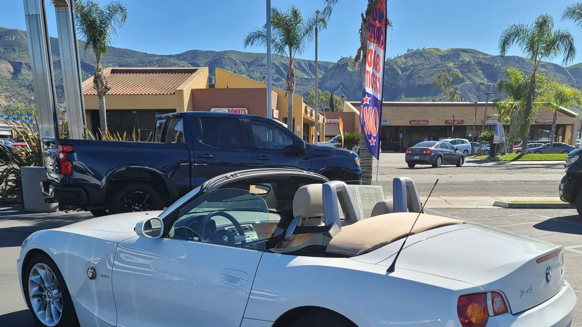 2003 BMW Z4 2.5i